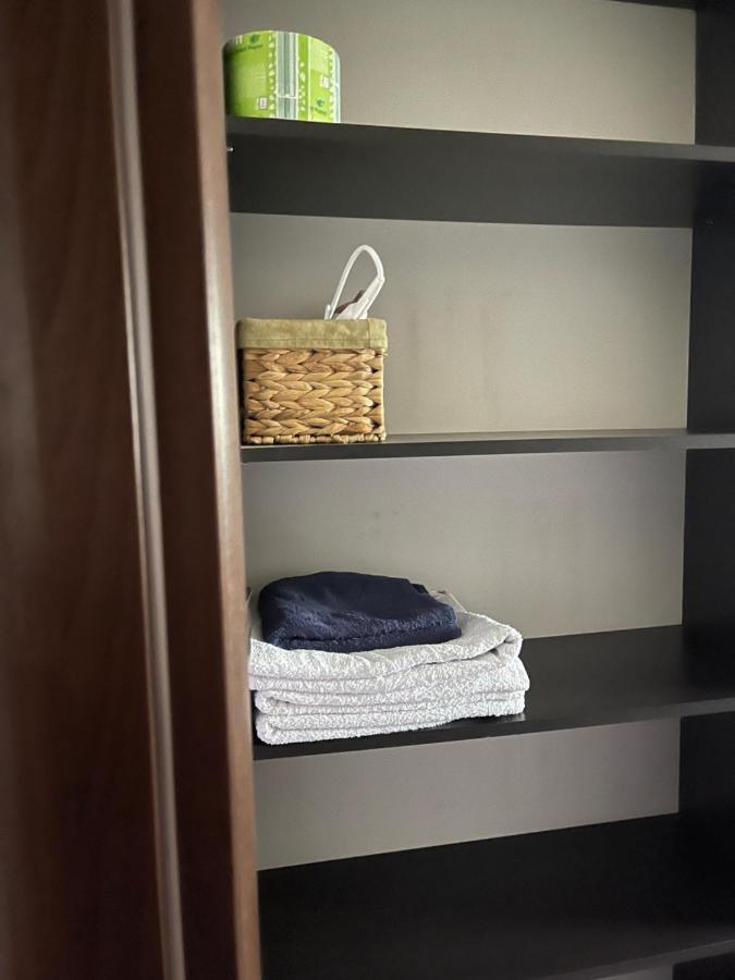 Vila Cu Trandafiri Cozy Apartments 2 Camere Bragadiru Exteriör bild