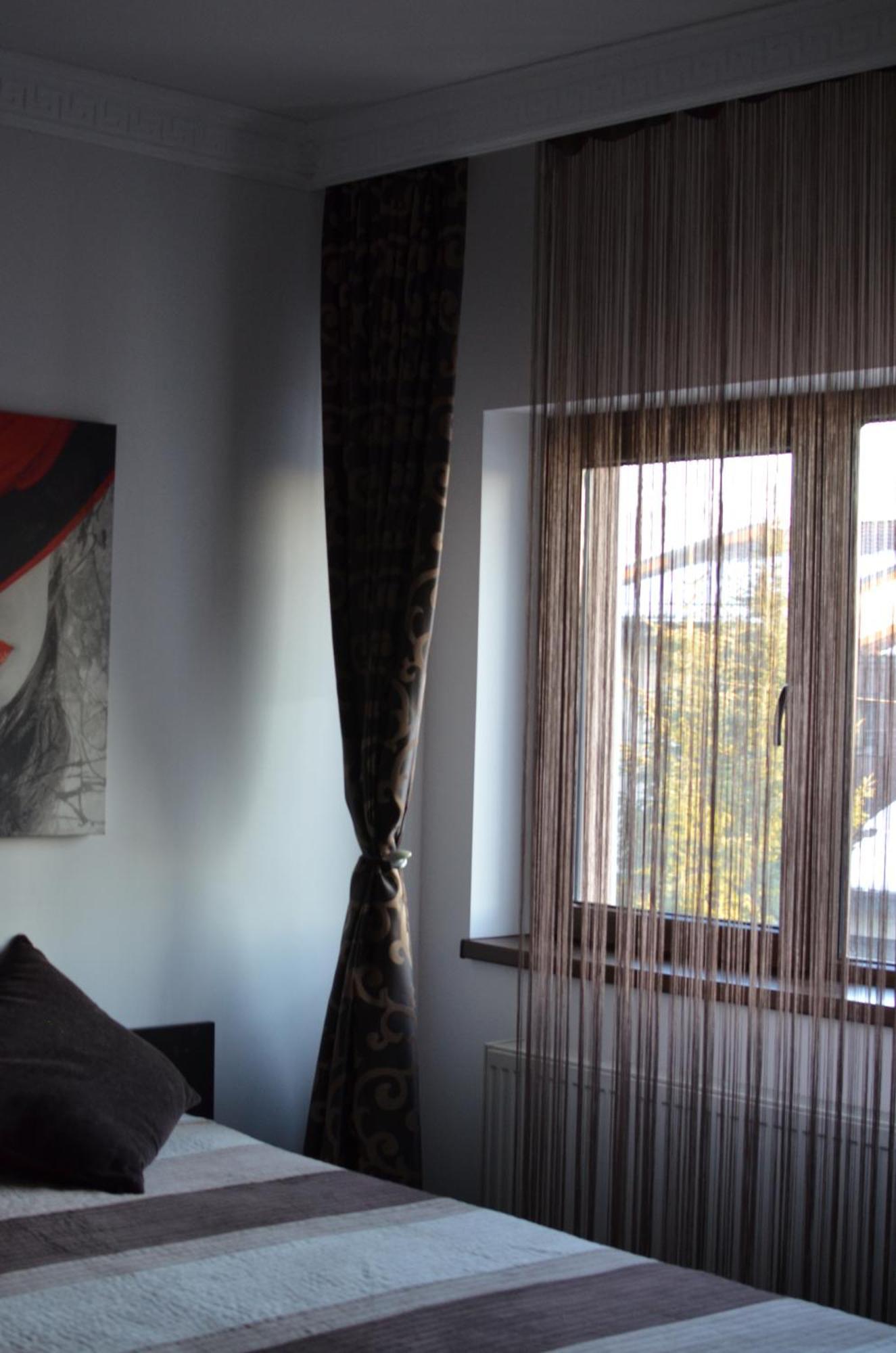 Vila Cu Trandafiri Cozy Apartments 2 Camere Bragadiru Exteriör bild